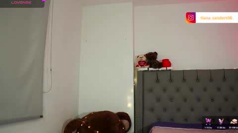 Snapshot of tiana_sanders chatting on 11-20-25, 02:23 TATIANA online show from 11-20-25, 02:23