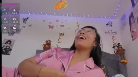 Snapshot of tiana_violet chatting on 11-22-25, 10:20 tiana_violet online show from 11-22-25, 10:20