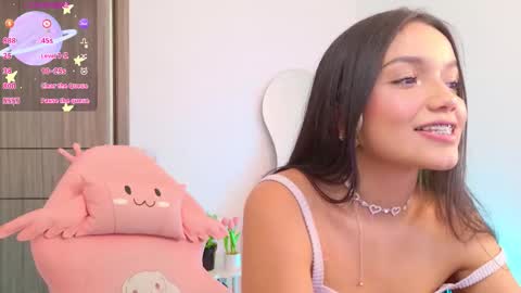 Snapshot of tianale chatting on 10-07-25, 08:50 Tiana Le online show from 10-07-25, 08:50