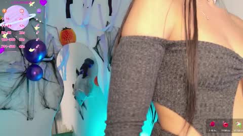 Snapshot of tianale chatting on 10-18-25, 12:24 Tiana Le online show from 10-18-25, 12:24