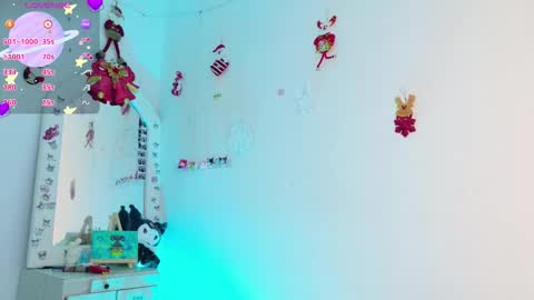 Snapshot of tianale chatting on 11-19-25, 12:21 Tiana Le online show from 11-19-25, 12:21