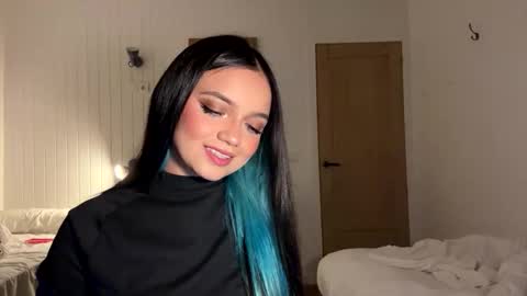 Tiana Le online show from 02-14-26, 06:59