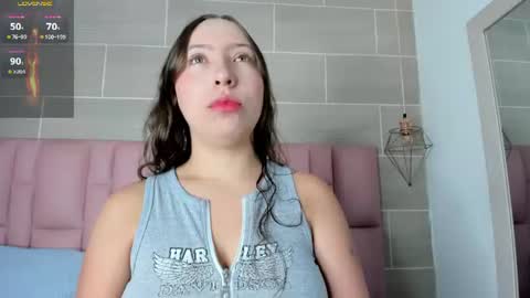 tiara19cute online show from 07-01-26, 12:40