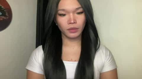 Snapshot of tiaragodhere chatting on 07-10-26, 02:27 Ms. Tiara online show from 07-10-26, 02:27