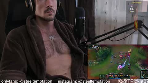 Snapshot of tickle_my_pickle07 chatting on 09-25-25, 11:58 tickle_my_pickle07 online show from 09-25-25, 11:58