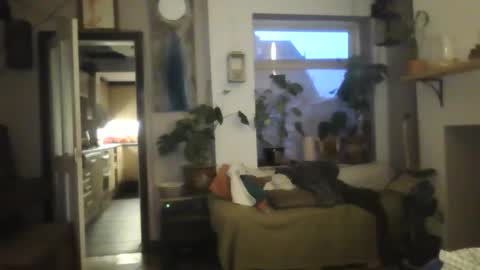 Snapshot of tiddles12345 chatting on 10-18-25, 06:26 tiddles12345 online show from 10-18-25, 06:26