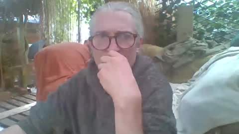 tiddles12345 online show from 07-04-26, 09:04