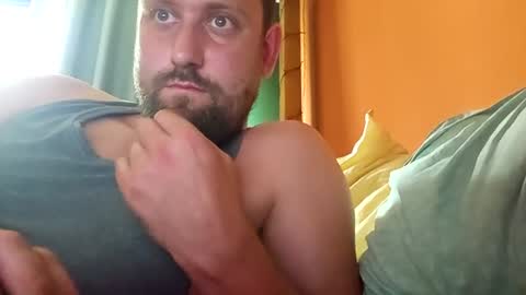 Snapshot of tieduphero chatting on 07-17-26, 01:29 tieduphero online show from 07-17-26, 01:29
