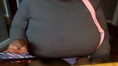 Snapshot of tierrahenri chatting on 02-06-25, 03:41 Tierra Henri online show from 02-06-25, 03:41