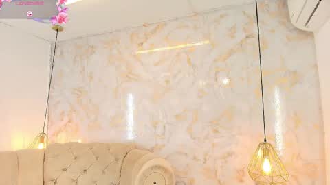 Snapshot of tifanibrown chatting on 02-05-26, 11:48 Tifani brown online show from 02-05-26, 11:48