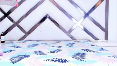 Snapshot of tifanibrown chatting on 02-18-26, 12:45 Tifani brown online show from 02-18-26, 12:45