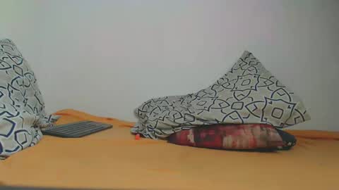 Snapshot of tifanny___ chatting on 12-18-24, 12:54 tiff online show from 12-18-24, 12:54