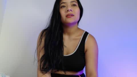 Snapshot of tifanny___ chatting on 01-12-25, 06:49 tiff online show from 01-12-25, 06:49