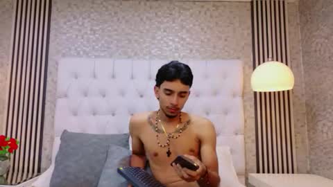 Snapshot of tifannyandethan chatting on 03-04-26, 03:12 Ethan and Tifanny online show from 03-04-26, 03:12