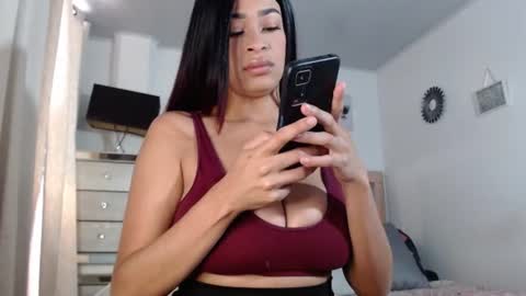 tifannyss online show from 06-19-26, 03:27