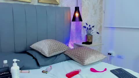 Dana Montoya online show from 03-11-25, 11:48