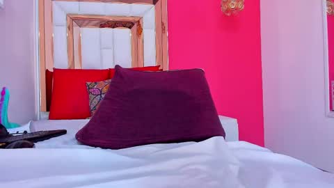 Karolina online show from 02-28-25, 10:50