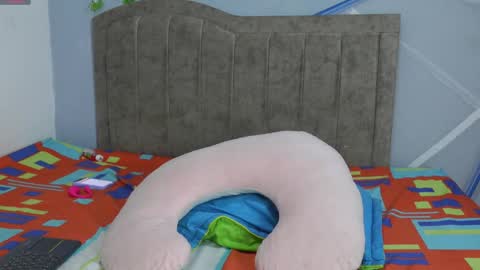 Snapshot of tifany_ramirez4w chatting on 11-05-25, 07:14 Estefana Ramrez online show from 11-05-25, 07:14