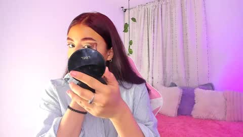 Snapshot of tifanyrose1 chatting on 02-07-25, 04:48 Tiffany online show from 02-07-25, 04:48