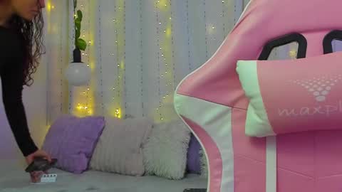 Snapshot of tifanyrose1 chatting on 03-09-25, 03:11 Tiffany online show from 03-09-25, 03:11