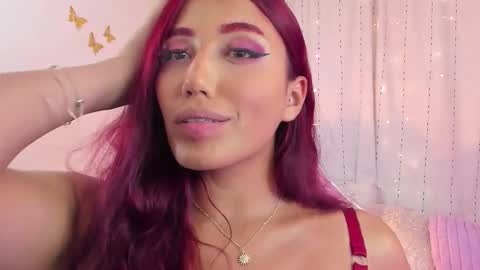 Snapshot of tifanyrose1 chatting on 09-20-25, 01:50 Tiffany online show from 09-20-25, 01:50