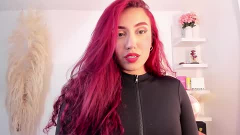 Tiffany online show from 03-20-26, 06:51