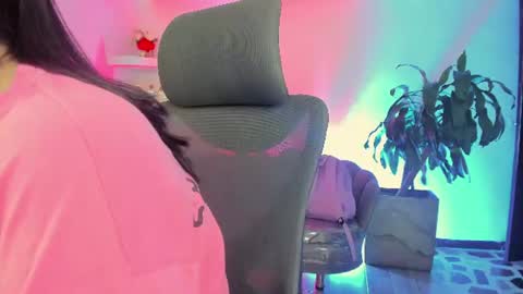 Snapshot of tifanywhite1_ chatting on 07-08-26, 04:06 online show from 07-08-26, 04:06