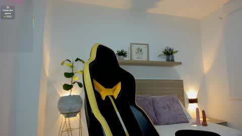 T I F F A N N Y online show from 02-03-26, 07:19