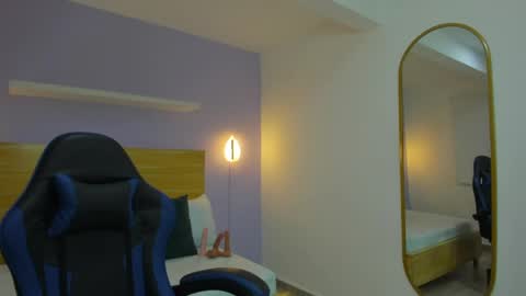 Snapshot of tiffanny_doll_ chatting on 04-23-26, 01:24 T I F F A N N Y online show from 04-23-26, 01:24