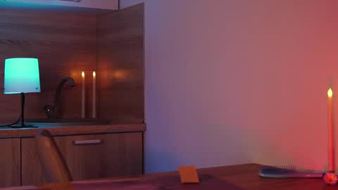 Im here on Fridays Saturdays Sundays  online show from 09-23-25, 12:35