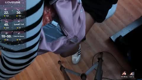 Snapshot of tiffany__charm_ chatting on 11-23-25, 03:17 tiffany__charm_ online show from 11-23-25, 03:17