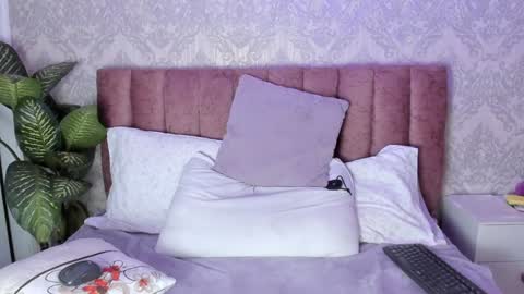 Snapshot of tiffany_beckerr chatting on 01-23-25, 10:44 Tiffany Becker online show from 01-23-25, 10:44