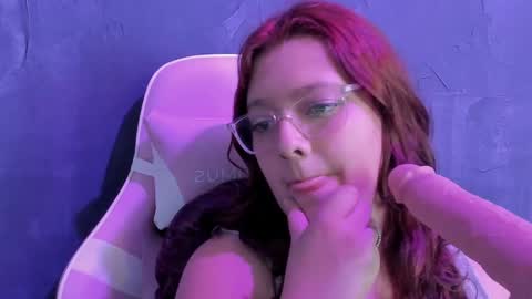 Snapshot of tiffany_bigboobs chatting on 01-10-25, 07:43 tiffany_bigboobs online show from 01-10-25, 07:43