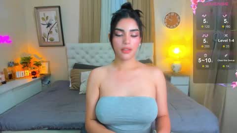 Snapshot of tiffany_cams chatting on 09-13-25, 06:24 Tiffany online show from 09-13-25, 06:24