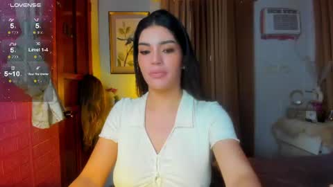 Snapshot of tiffany_cams chatting on 07-21-26, 02:14 Tiffany online show from 07-21-26, 02:14