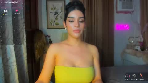 Snapshot of tiffany_cams chatting on 07-27-26, 12:50 Tiffany online show from 07-27-26, 12:50