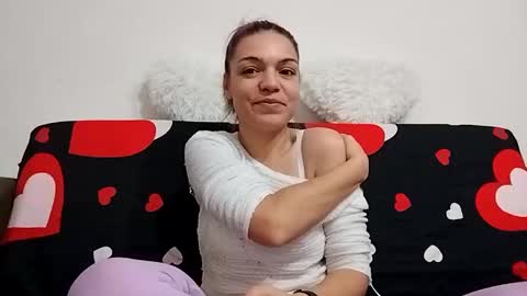 Snapshot of tiffany_chloe chatting on 02-10-25, 09:04 Tiffany online show from 02-10-25, 09:04