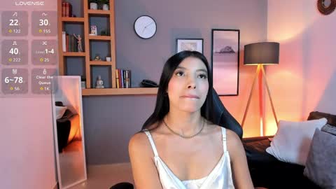 tiffany_low online show from 04-05-26, 02:47