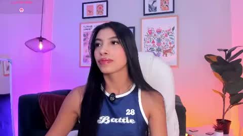 Snapshot of tiffany_low chatting on 07-31-26, 01:21 tiffany_low online show from 07-31-26, 01:21