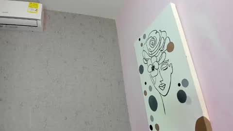 tiffany_mendez online show from 10-01-25, 12:00