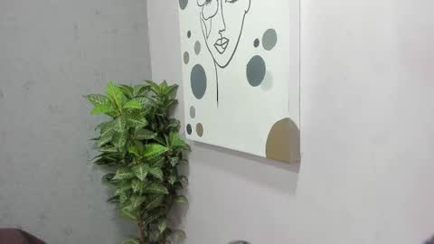 tiffany_mendez online show from 11-14-25, 12:04