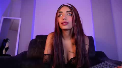 Snapshot of tiffany_sander chatting on 10-04-25, 04:10 tiffany_sander online show from 10-04-25, 04:10