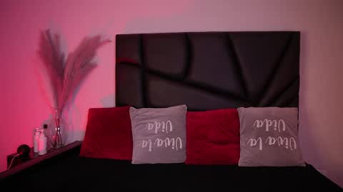 Snapshot of tiffany_sander chatting on 10-11-25, 04:22 tiffany_sander online show from 10-11-25, 04:22