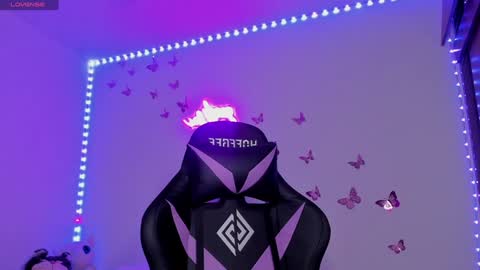 tiffany sofia online show from 01-03-25, 10:19