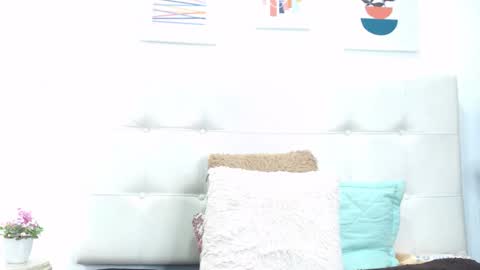 Tifanny Fox online show from 01-22-25, 01:42