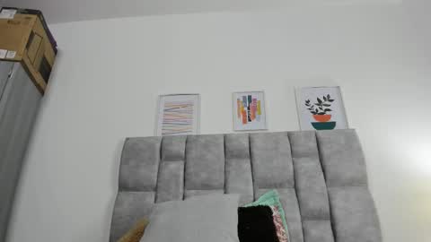 Snapshot of tiffanyfox_1 chatting on 09-17-25, 07:43 Tifanny Fox online show from 09-17-25, 07:43