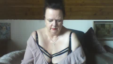 TiffanyMature online show from 03-11-26, 11:05