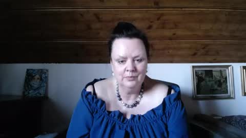 Snapshot of tiffanymature chatting on 04-29-26, 05:30 TiffanyMature online show from 04-29-26, 05:30
