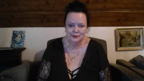 Snapshot of tiffanymature chatting on 05-11-26, 02:34 TiffanyMature online show from 05-11-26, 02:34