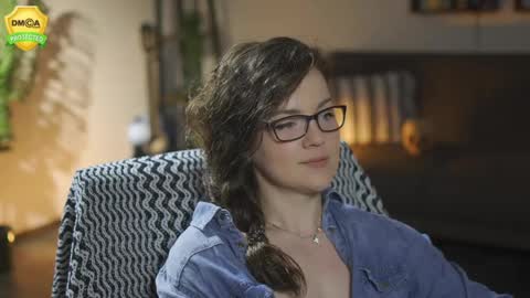 tiffanyriox online show from 05-23-26, 01:00